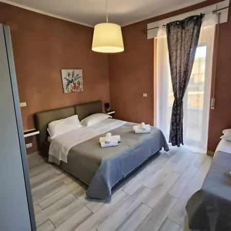 A Due Passi Dalla Valle Dei Templi